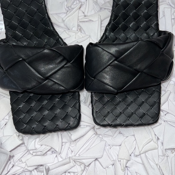 Women’s Black Square Toe Heels…🔥🔥🔥 - Picture 3 of 5